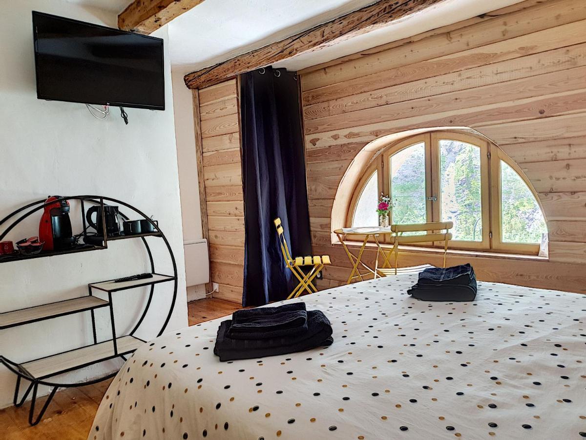 La Maison Basse Saint-Dalmas-le-Selvage ภายนอก รูปภาพ