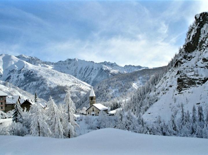 La Maison Basse Saint-Dalmas-le-Selvage ภายนอก รูปภาพ